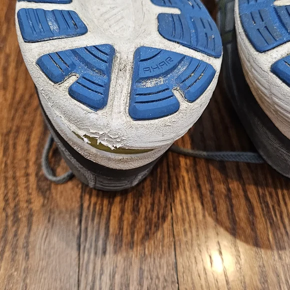 ASICS Men's Gel-Kayano 28 Running Sneakers - Picture 7 of 7